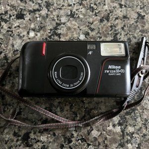 *EXC* Nikon TW Zoom 35-70 Quartz Date QD Black Point & Shoot Film Camera